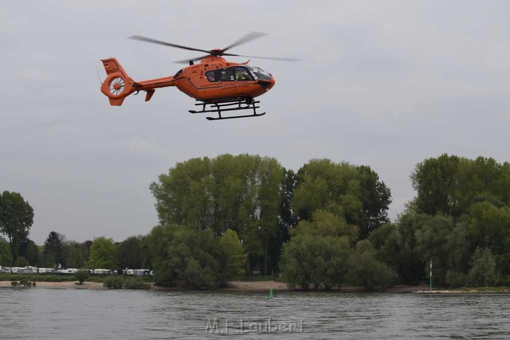 PRhein Koeln Porz Ensen Schwimmer untergegangen P064.JPG - Miklos Laubert